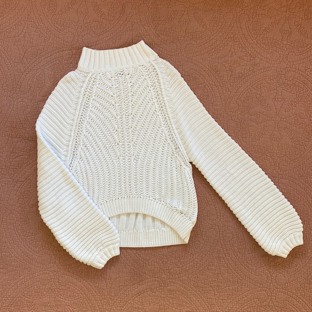 Medium; Free People; Chunky White Sweater